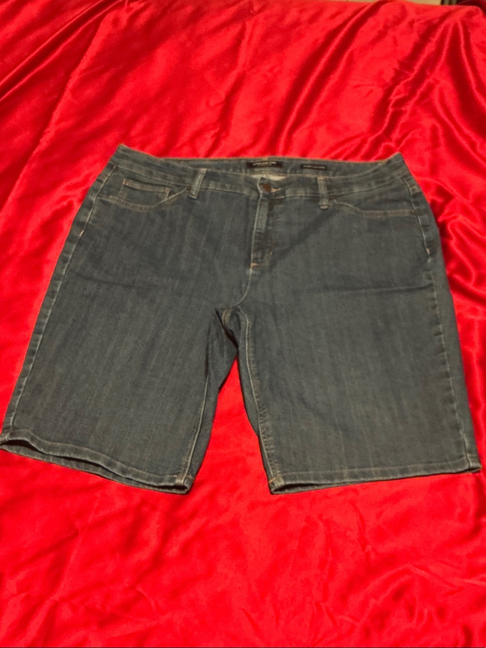 Jones New York Indigo Denim Bermuda Shorts